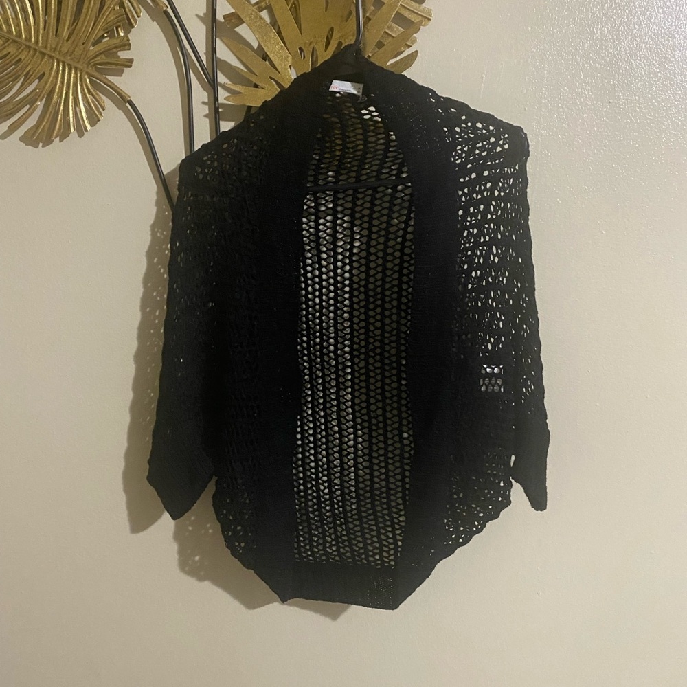 Love Tree Black Open-Knit Women's Poncho